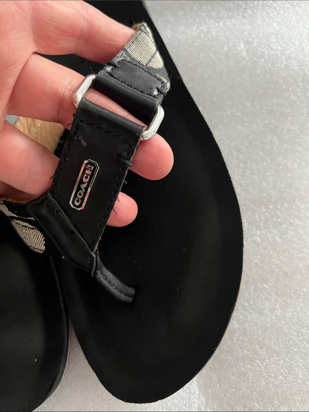 Coach Women's Jada Thong Sandals 8,5 - Picture 9 of 9